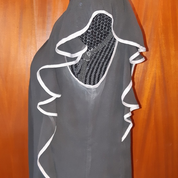 Ravel Black Gray Trim Blouse Size Medium - Picture 4 of 8